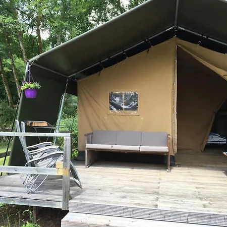 Camping Familial Les Tourterelles Luxe tent Tourtoirac