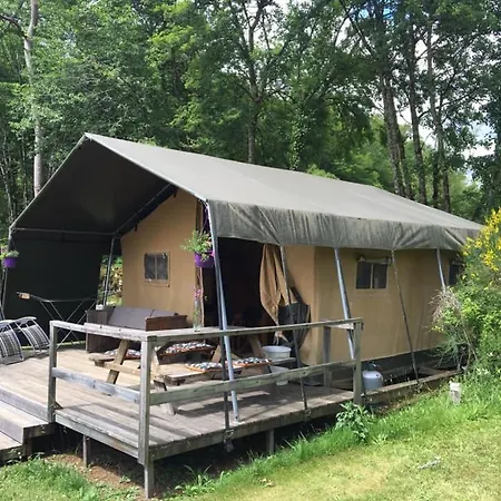 Luxe tent Camping Familial Les Tourterelles
